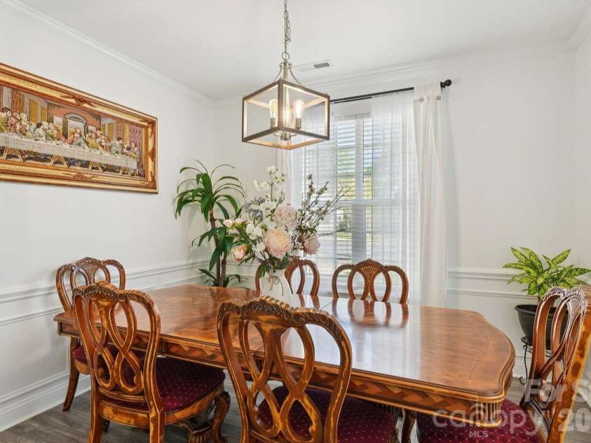 13317 Emerald Branch Lane, Charlotte, NC 28273.  MLS# CAR4360155, YatesRealty ID 7461. Dining Area