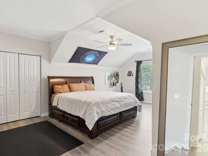 13317 Emerald Branch Lane, Charlotte, NC 28273.  MLS# CAR4360155, YatesRealty ID 7461. Flex Room