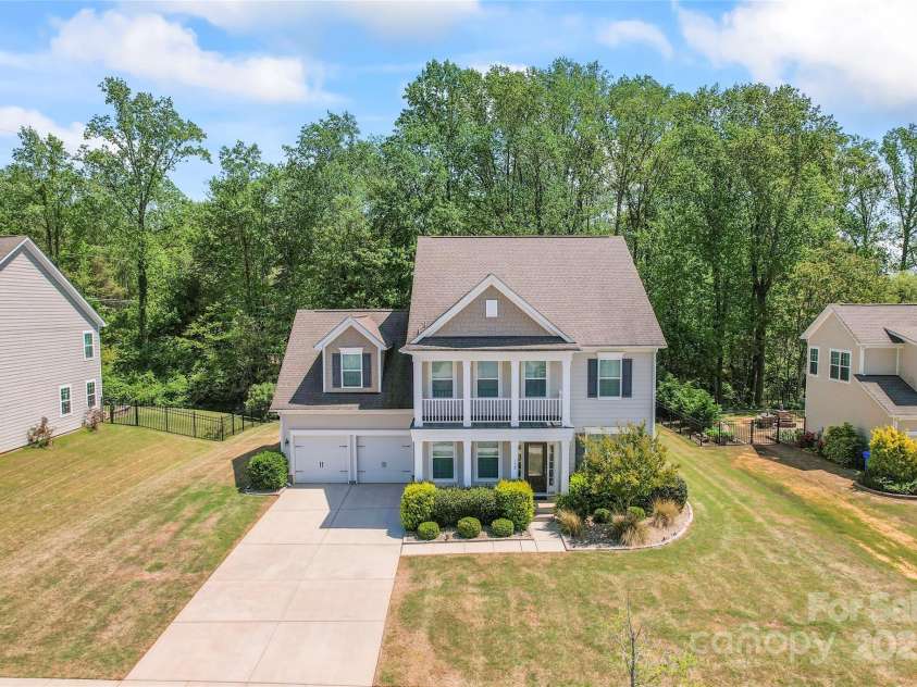 112 Serravista Street, Mooresville, NC 28117.  MLS# CAR4248565, YatesRealty ID 7462. 