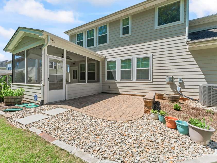 112 Serravista Street, Mooresville, NC 28117.  MLS# CAR4248565, YatesRealty ID 7462. 