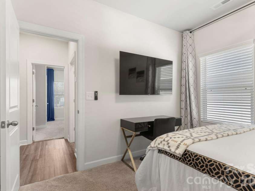 9842 Festival Way, Charlotte, NC 28215.  MLS# CAR4357969, YatesRealty ID 7463. Third Bedromm