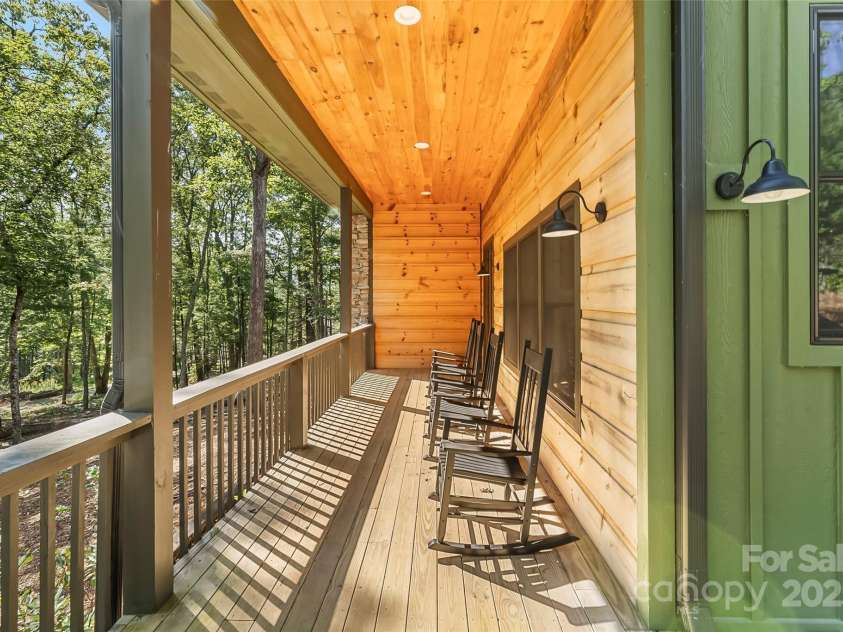 90 Clinchfield Gap Road, Marion, NC 28752.  MLS# CAR4302416, YatesRealty ID 7464. 