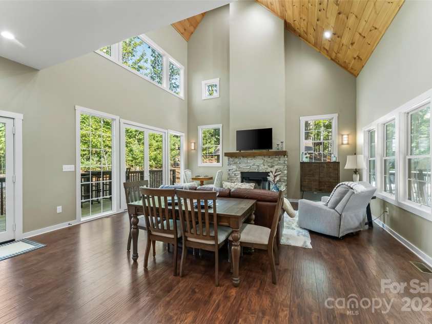 90 Clinchfield Gap Road, Marion, NC 28752.  MLS# CAR4302416, YatesRealty ID 7464. 