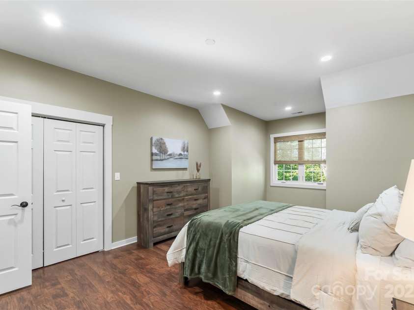 90 Clinchfield Gap Road, Marion, NC 28752.  MLS# CAR4302416, YatesRealty ID 7464. 