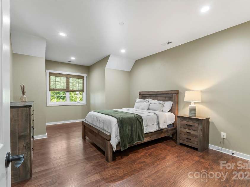 90 Clinchfield Gap Road, Marion, NC 28752.  MLS# CAR4302416, YatesRealty ID 7464. 