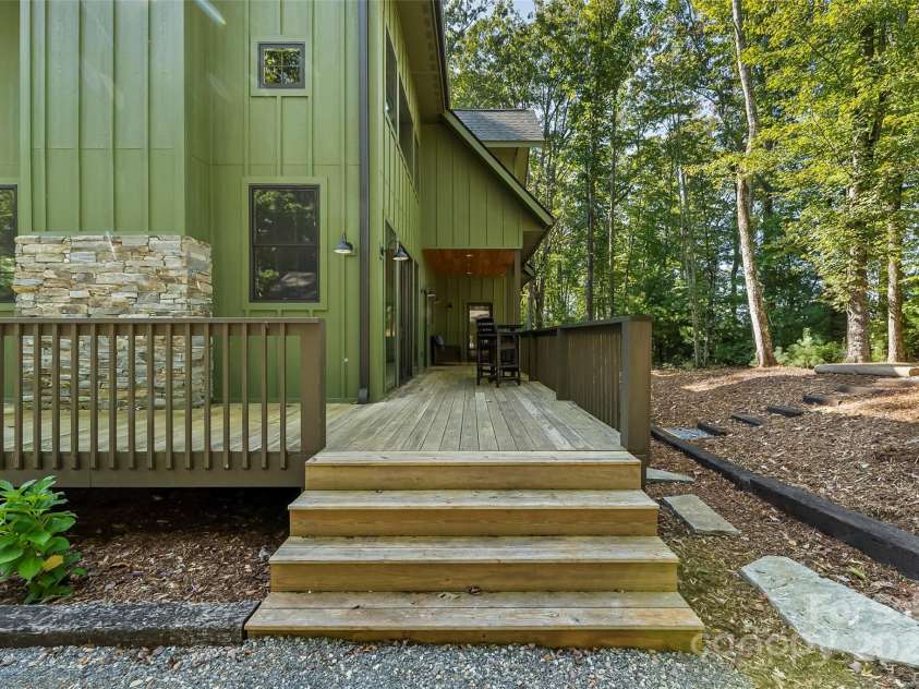 90 Clinchfield Gap Road, Marion, NC 28752.  MLS# CAR4302416, YatesRealty ID 7464. 