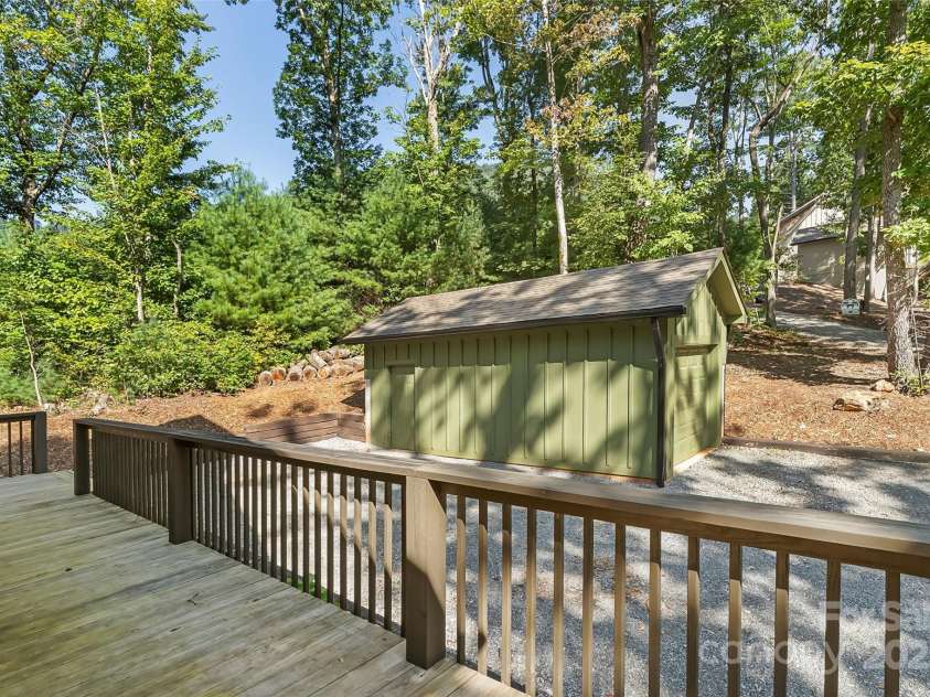 90 Clinchfield Gap Road, Marion, NC 28752.  MLS# CAR4302416, YatesRealty ID 7464. 