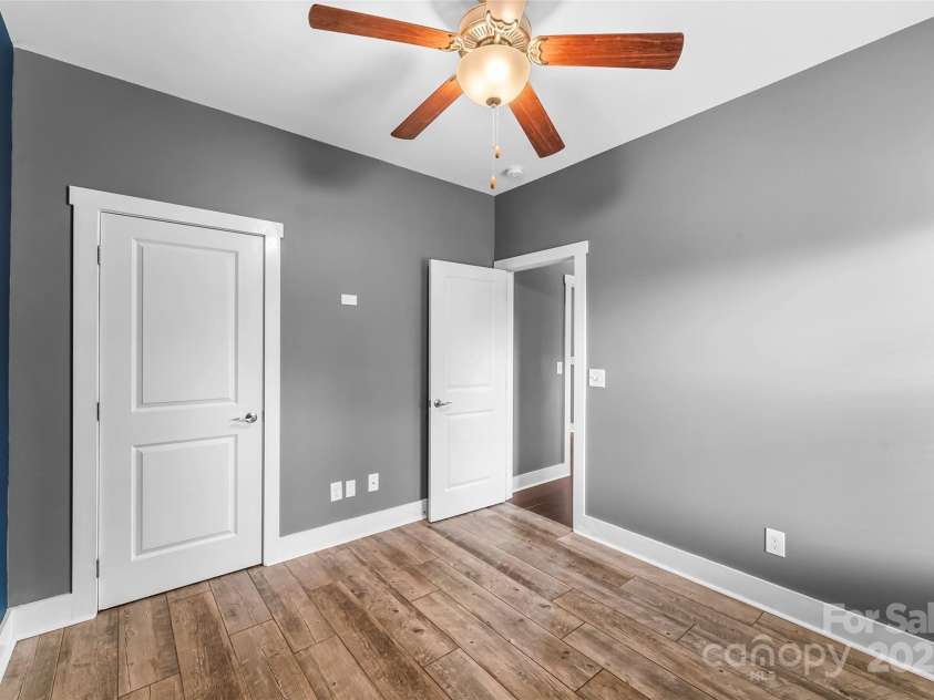 6 Meeting Street, Asheville, NC 28803.  MLS# CAR4266058, YatesRealty ID 7465. Bedroom 3