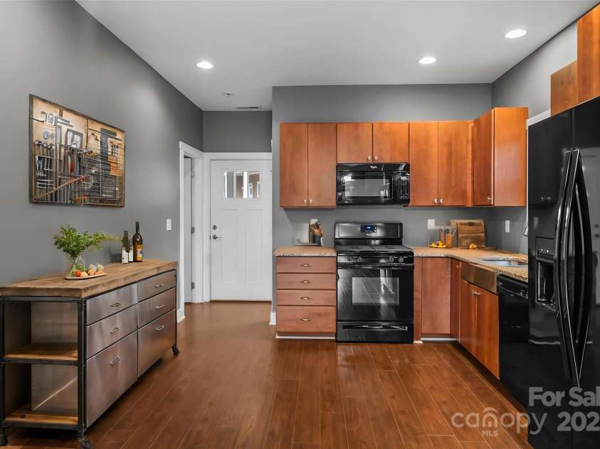 6 Meeting Street, Asheville, NC 28803.  MLS# CAR4266058, YatesRealty ID 7465. Virtually staged kitchen