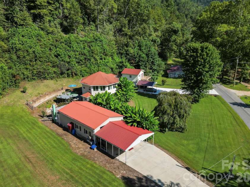 214 Locust Cove Road, Marion, NC 28752.  MLS# CAR4300919, YatesRealty ID 7466. 