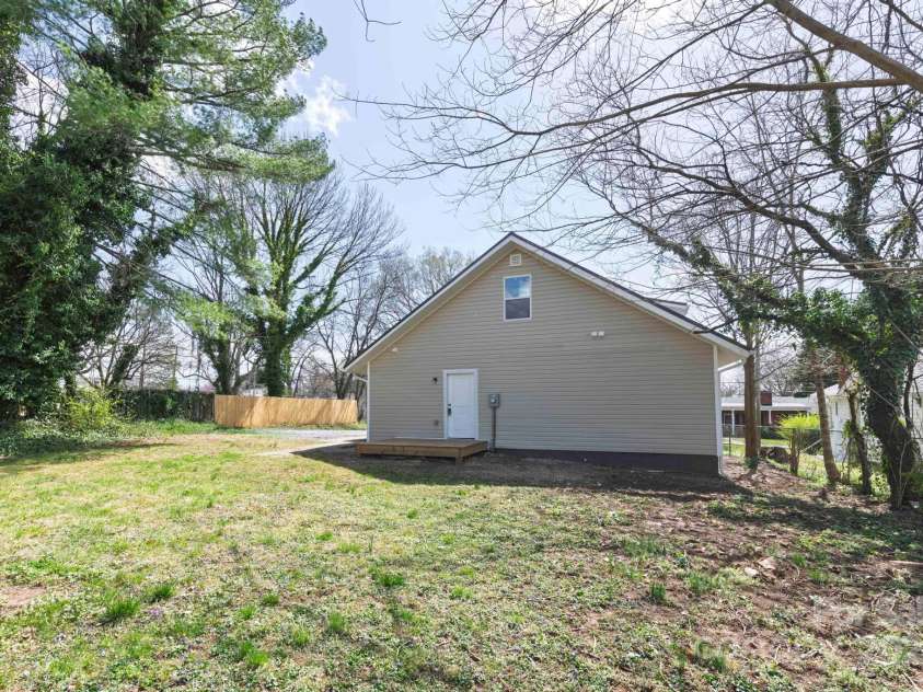 257 3rd Avenue, Hickory, NC 28602.  MLS# CAR4237724, YatesRealty ID 7466. Rear view