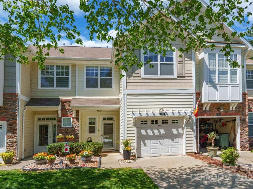 749 Petersburg Drive, Fort Mill, SC 29708.  MLS# CAR4248575, YatesRealty ID 7469. 