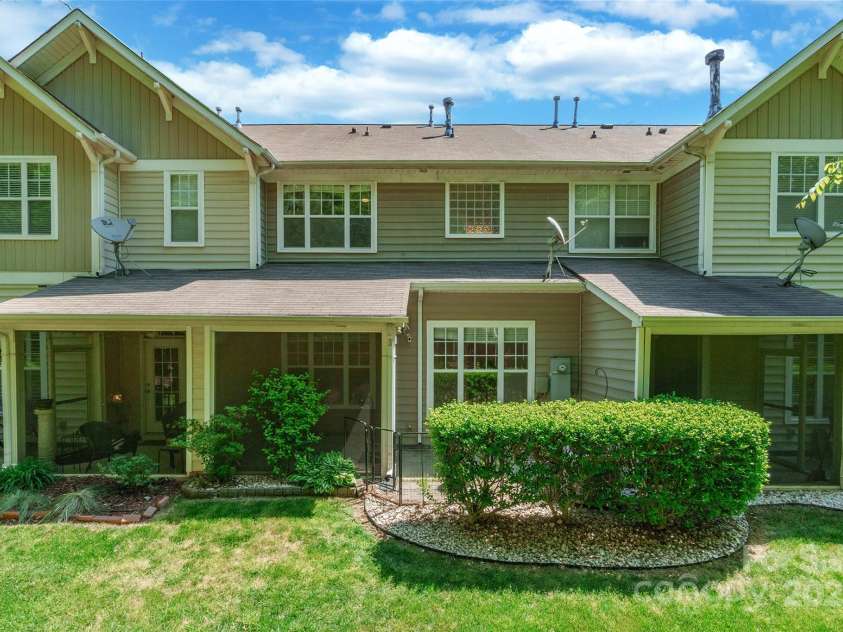 749 Petersburg Drive, Fort Mill, SC 29708.  MLS# CAR4248575, YatesRealty ID 7469. 