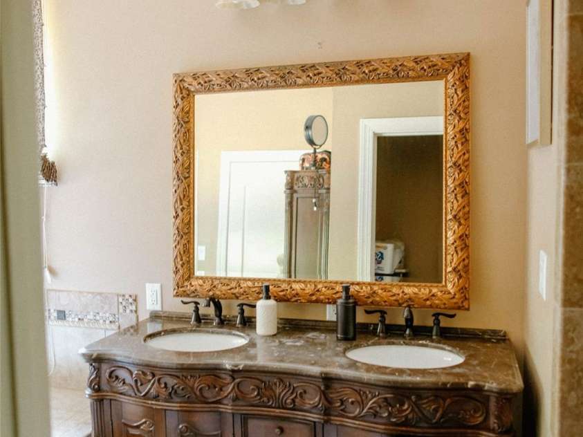 4642 King Crowder Drive, Gastonia, NC 28052.  MLS# CAR4147869, YatesRealty ID 7470. Double sink vanity