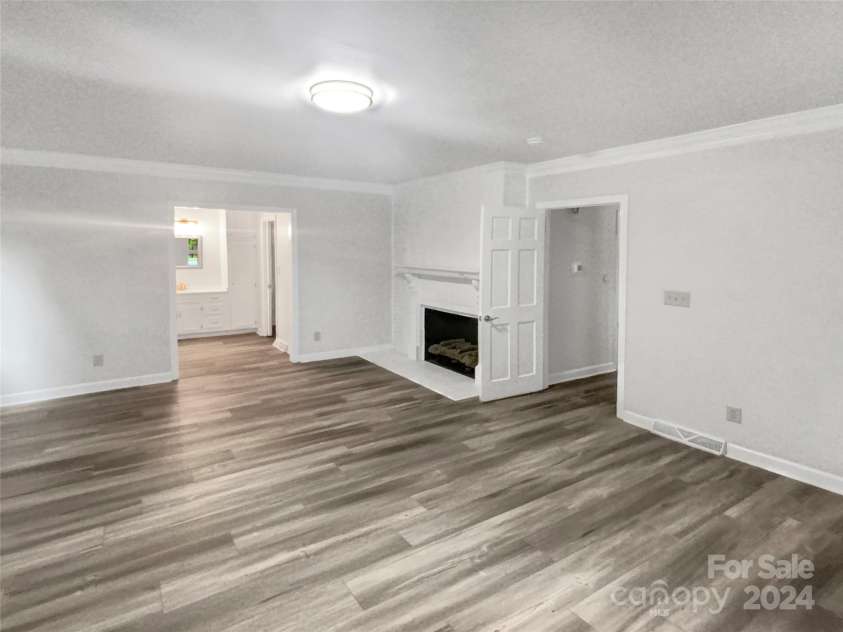 138 Bufflehead Drive, Mooresville, NC 28117.  MLS# CAR4156920, YatesRealty ID 7471. 