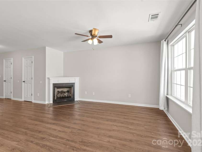 11011 Alderbrook Lane, Charlotte, NC 28270.  MLS# CAR4249096, YatesRealty ID 7472. 