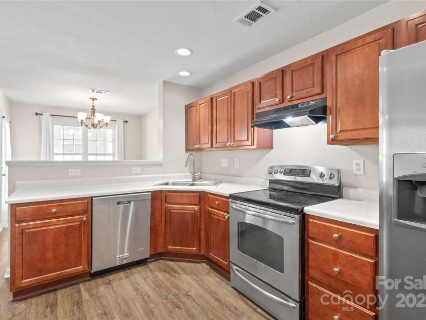 11011 Alderbrook Lane, Charlotte, NC 28270.  MLS# CAR4249096, YatesRealty ID 7472. 