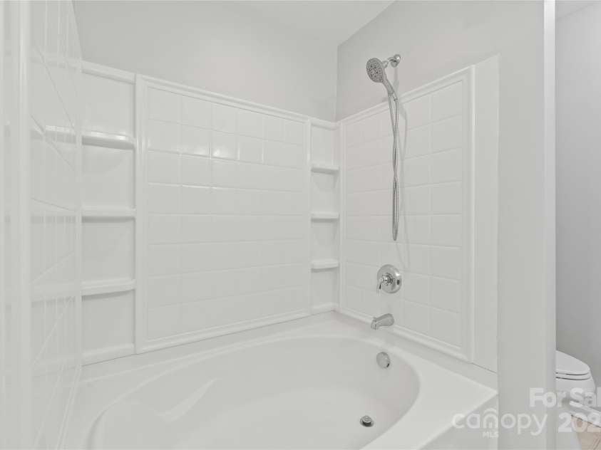 11011 Alderbrook Lane, Charlotte, NC 28270.  MLS# CAR4249096, YatesRealty ID 7472. 