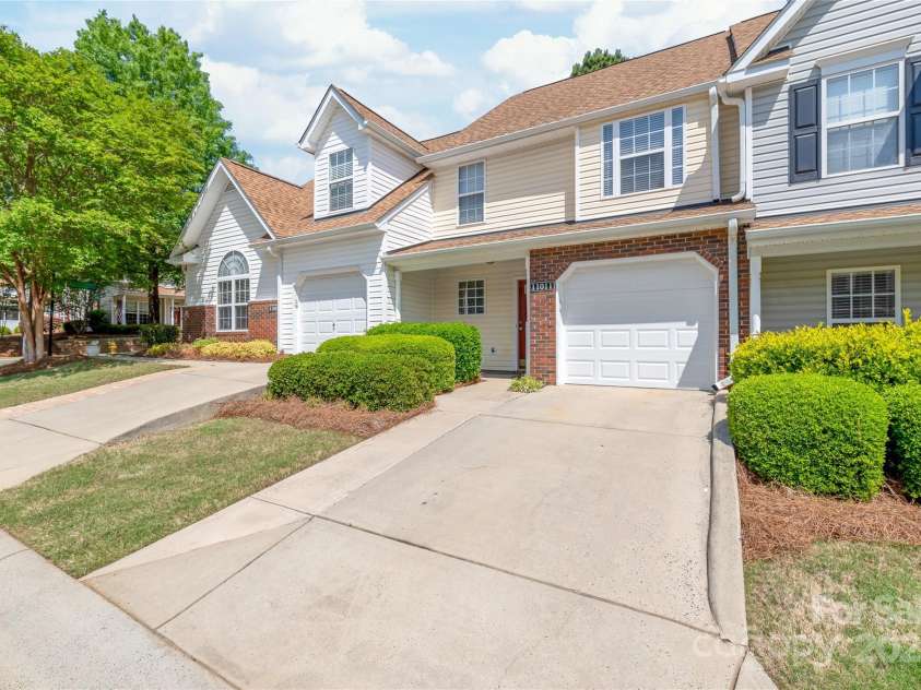 11011 Alderbrook Lane, Charlotte, NC 28270.  MLS# CAR4249096, YatesRealty ID 7472. 