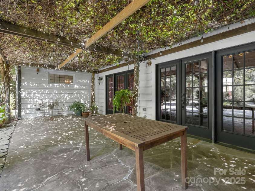 144 Miller Drive, Tryon, NC 28782.  MLS# CAR4304332, YatesRealty ID 7474. 