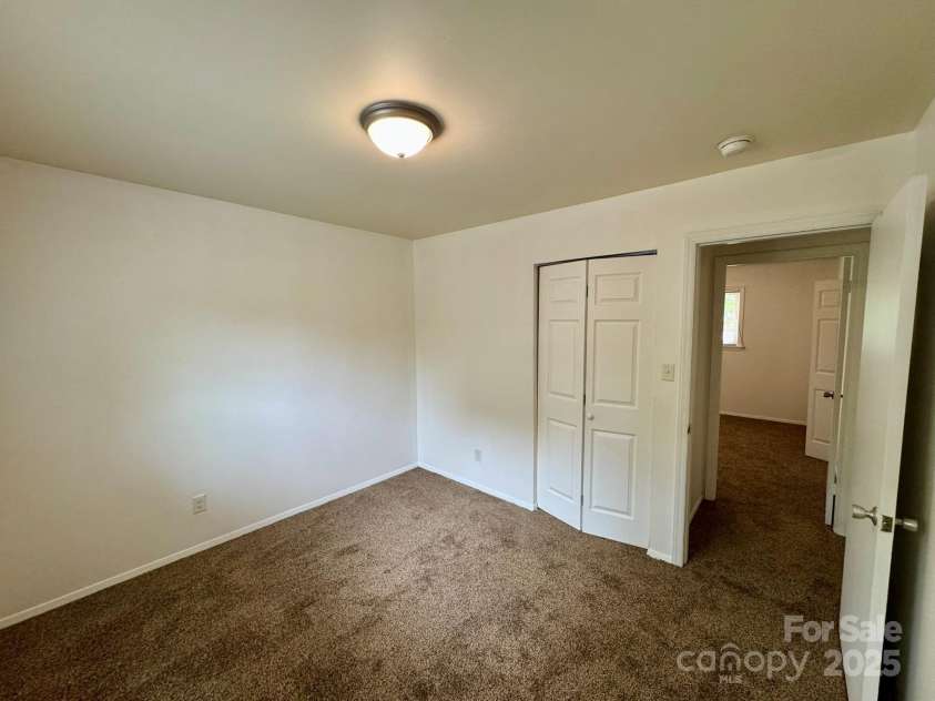 4623 Monmouth Drive, Charlotte, NC 28269.  MLS# CAR4247636, YatesRealty ID 7475. 