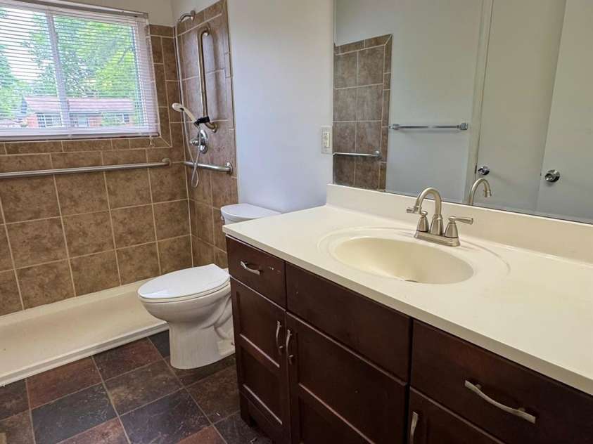 4623 Monmouth Drive, Charlotte, NC 28269.  MLS# CAR4247636, YatesRealty ID 7475. 