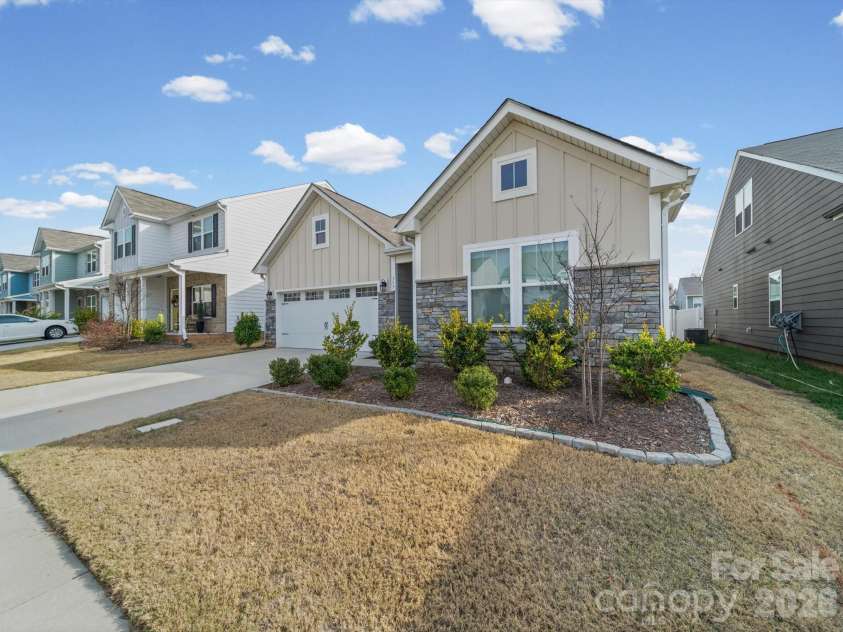 777 Alexander Commons Drive, Monroe, NC 28112.  MLS# CAR4357367, YatesRealty ID 7476. 