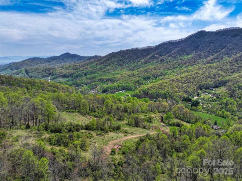 1567 Newfound Road, Leicester, NC 28748.  MLS# CAR4214973, YatesRealty ID 7479. 