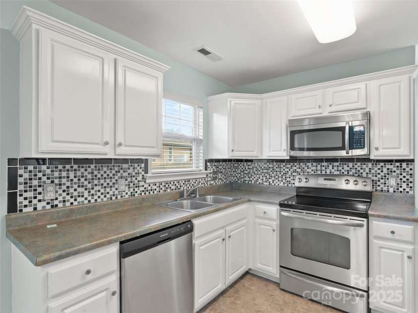 24 Torrington Avenue, Fletcher, NC 28732.  MLS# CAR4320857, YatesRealty ID 748. 