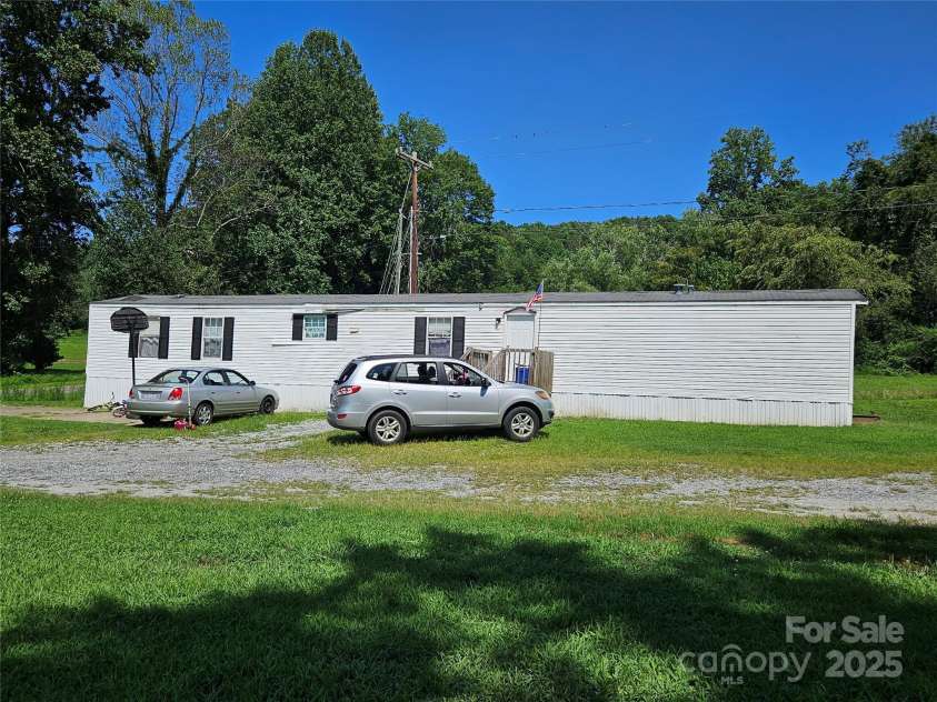 5929 Mourglea Avenue, Connelly Springs, NC 28612.  MLS# CAR4293072, YatesRealty ID 748. 