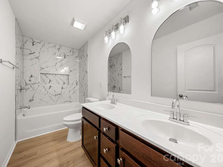 2838 Kinloch Court, Clover, SC 29710.  MLS# CAR4360011, YatesRealty ID 7481. Upstairs Guest Bath
