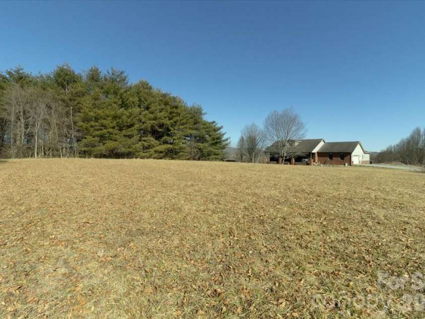 297 Banner Farm Road, Mills River, NC 28759.  MLS# CAR4346676, YatesRealty ID 7482. 