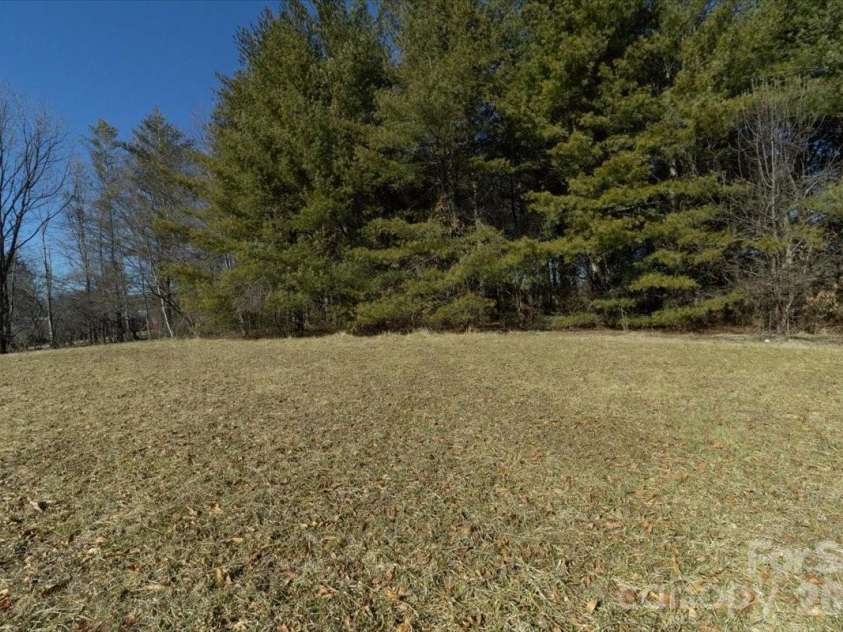 297 Banner Farm Road, Mills River, NC 28759.  MLS# CAR4346676, YatesRealty ID 7482. 