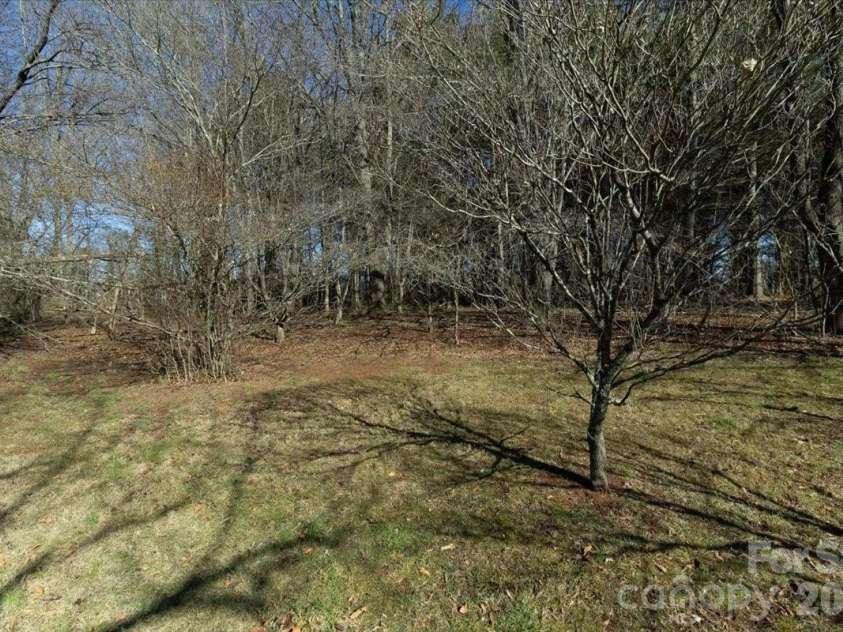 297 Banner Farm Road, Mills River, NC 28759.  MLS# CAR4346676, YatesRealty ID 7482. 