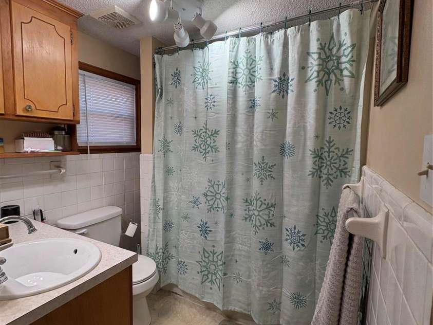 8144 none Highway, Reidsville, NC 27320.  MLS# CAR4340719, YatesRealty ID 7486. 