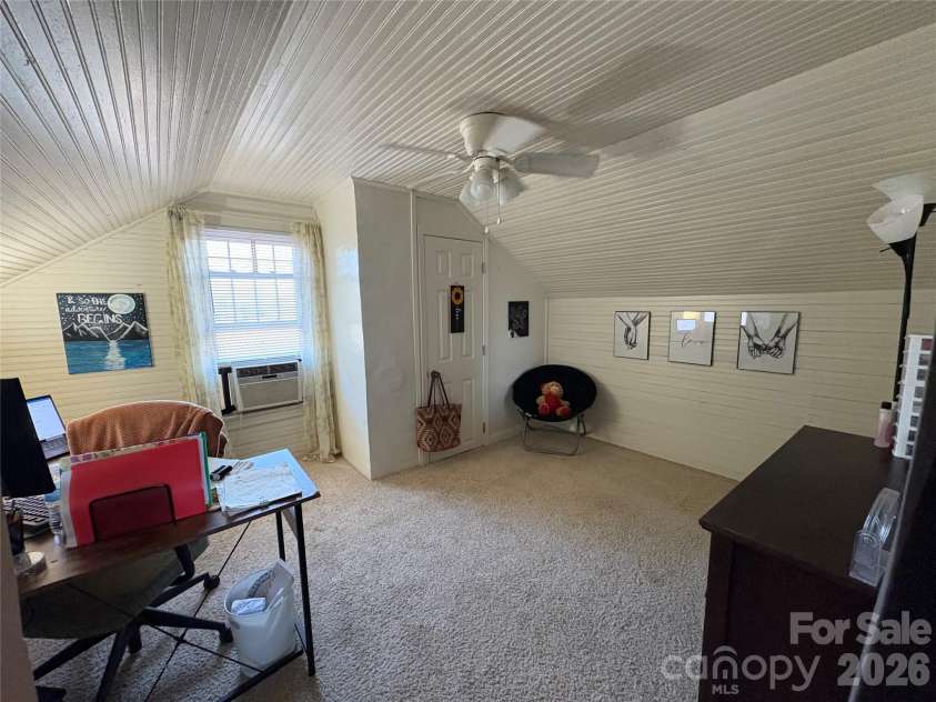 8144 none Highway, Reidsville, NC 27320.  MLS# CAR4340719, YatesRealty ID 7486. 