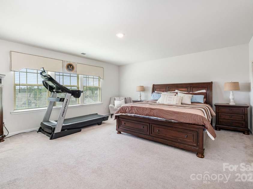17502 Snug Harbor Road, Charlotte, NC 28278.  MLS# CAR4247407, YatesRealty ID 7488. Primary large bedroom 