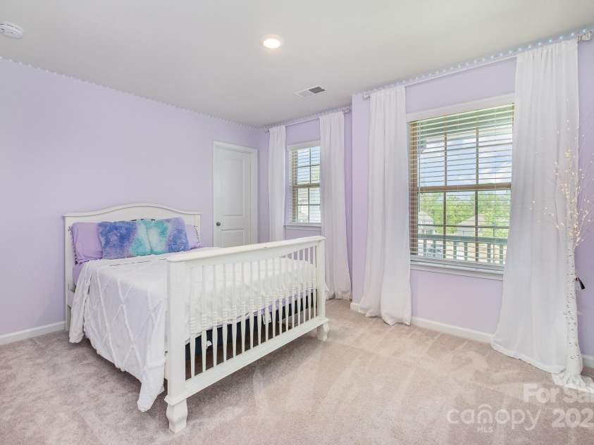 17502 Snug Harbor Road, Charlotte, NC 28278.  MLS# CAR4247407, YatesRealty ID 7488. Upper level bedroom 3