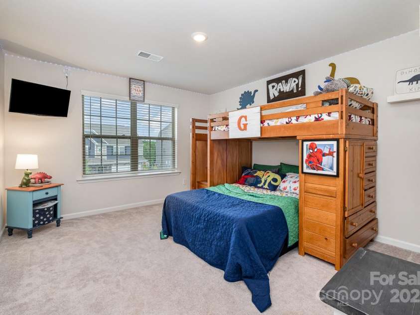 17502 Snug Harbor Road, Charlotte, NC 28278.  MLS# CAR4247407, YatesRealty ID 7488. Upper level bedroom 4 