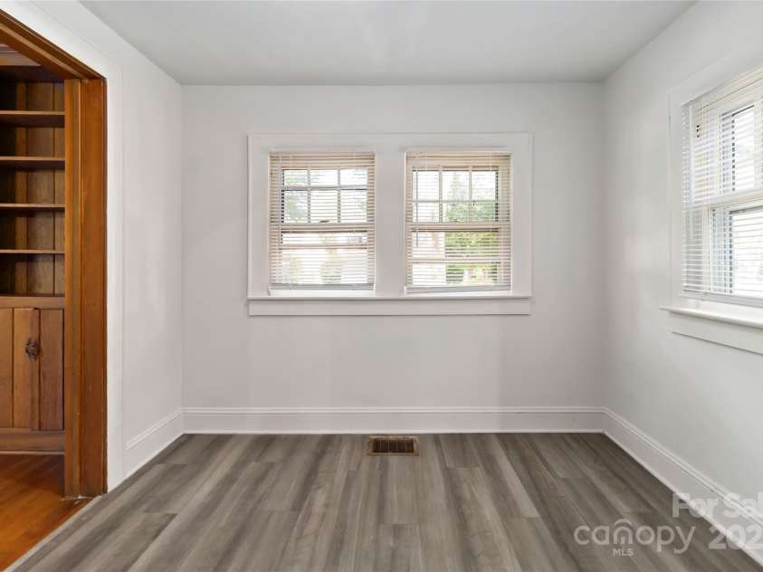 6037 pleasant grove Road, Charlotte, NC 28216.  MLS# CAR4217156, YatesRealty ID 749. 