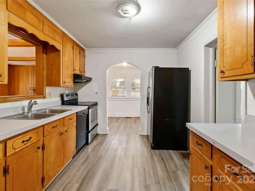 6037 pleasant grove Road, Charlotte, NC 28216.  MLS# CAR4217156, YatesRealty ID 749. 