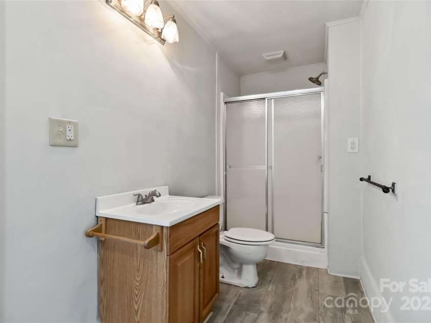 6037 pleasant grove Road, Charlotte, NC 28216.  MLS# CAR4217156, YatesRealty ID 749. 