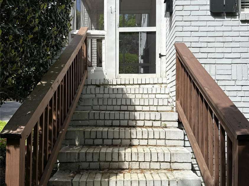 119 Laurel Avenue, Charlotte, NC 28207.  MLS# CAR4249537, YatesRealty ID 7490. 