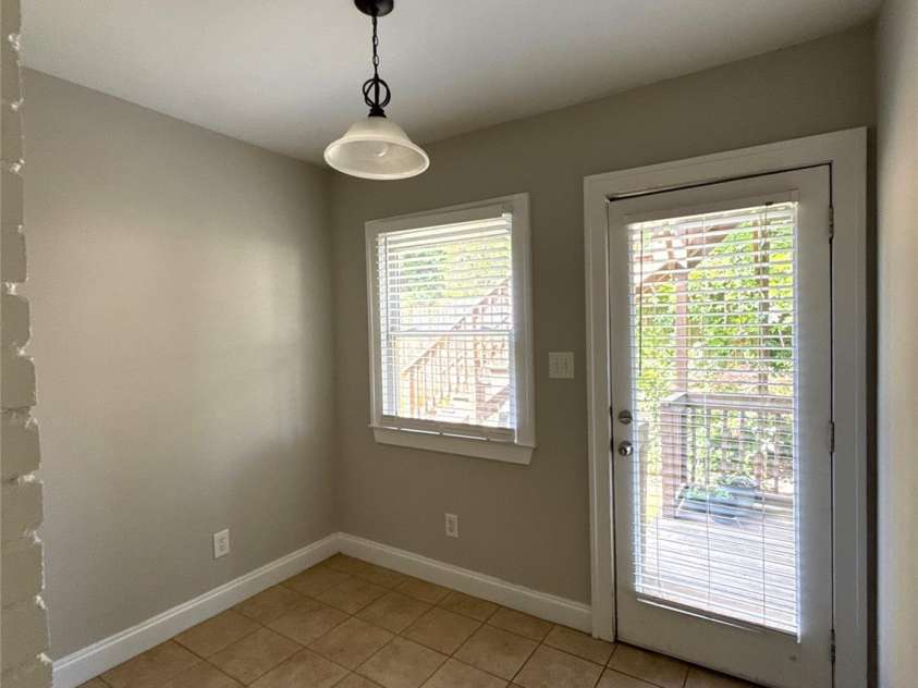 119 Laurel Avenue, Charlotte, NC 28207.  MLS# CAR4249537, YatesRealty ID 7490. 