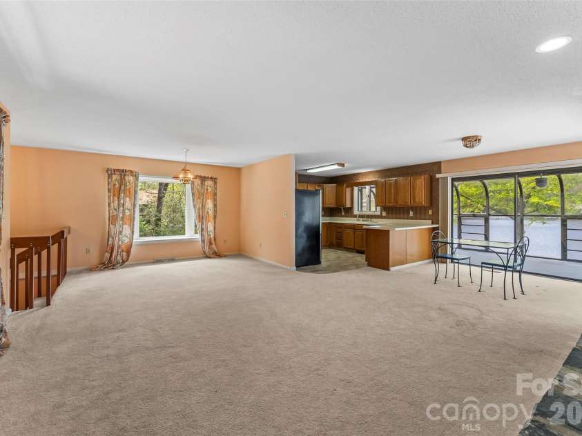 101 Sali Court, Brevard, NC 28712.  MLS# CAR4357158, YatesRealty ID 7491. 