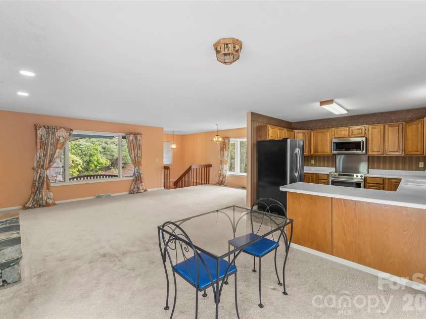 101 Sali Court, Brevard, NC 28712.  MLS# CAR4357158, YatesRealty ID 7491. 