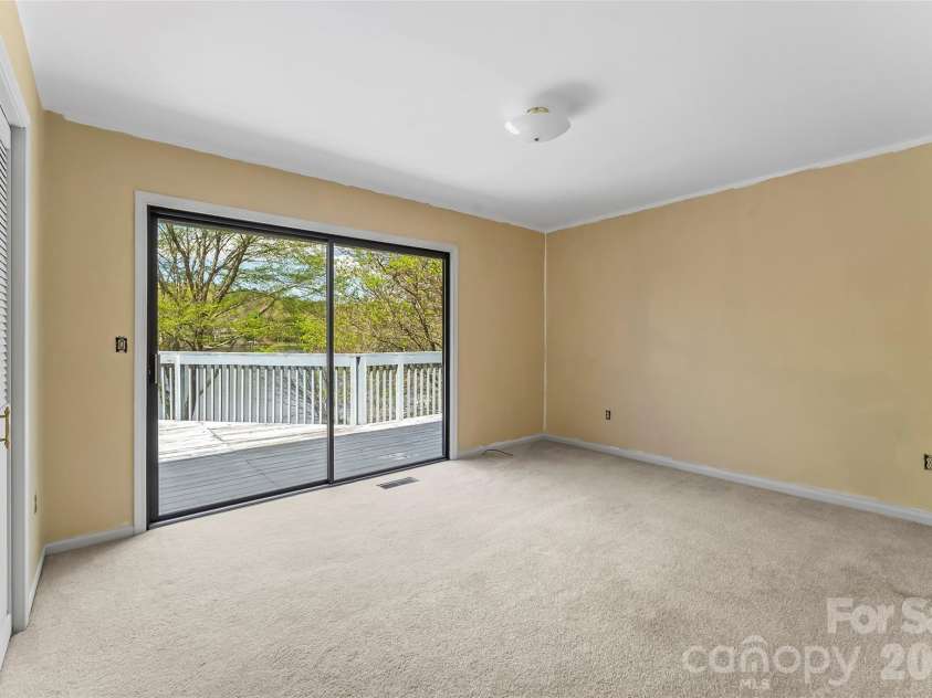101 Sali Court, Brevard, NC 28712.  MLS# CAR4357158, YatesRealty ID 7491. 