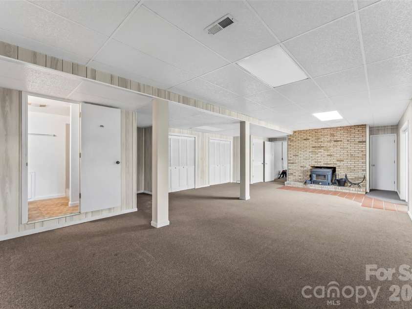 101 Sali Court, Brevard, NC 28712.  MLS# CAR4357158, YatesRealty ID 7491. 