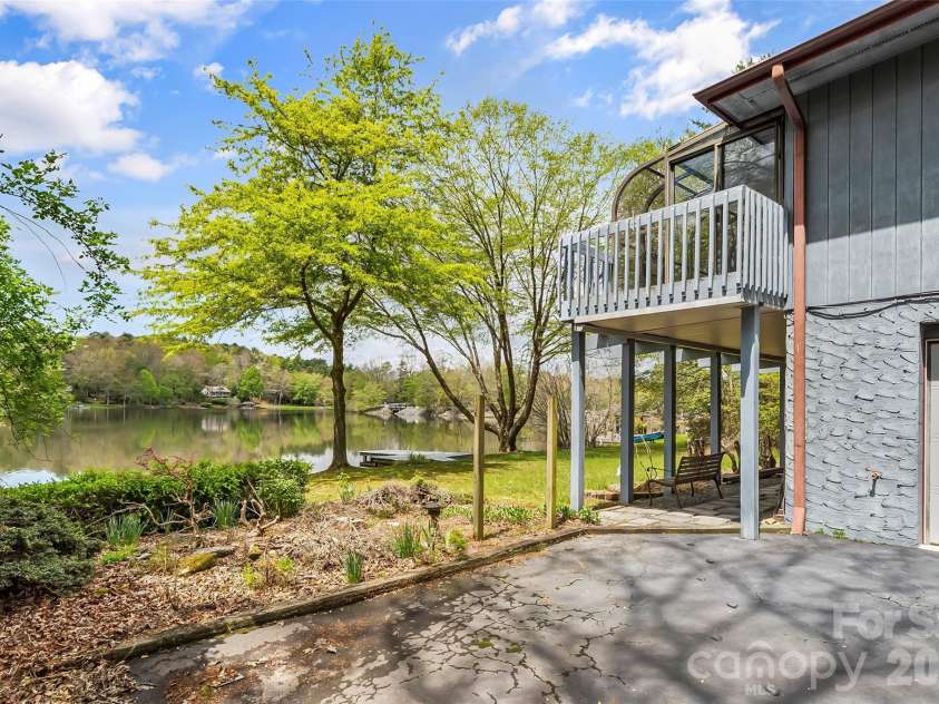 101 Sali Court, Brevard, NC 28712.  MLS# CAR4357158, YatesRealty ID 7491. 