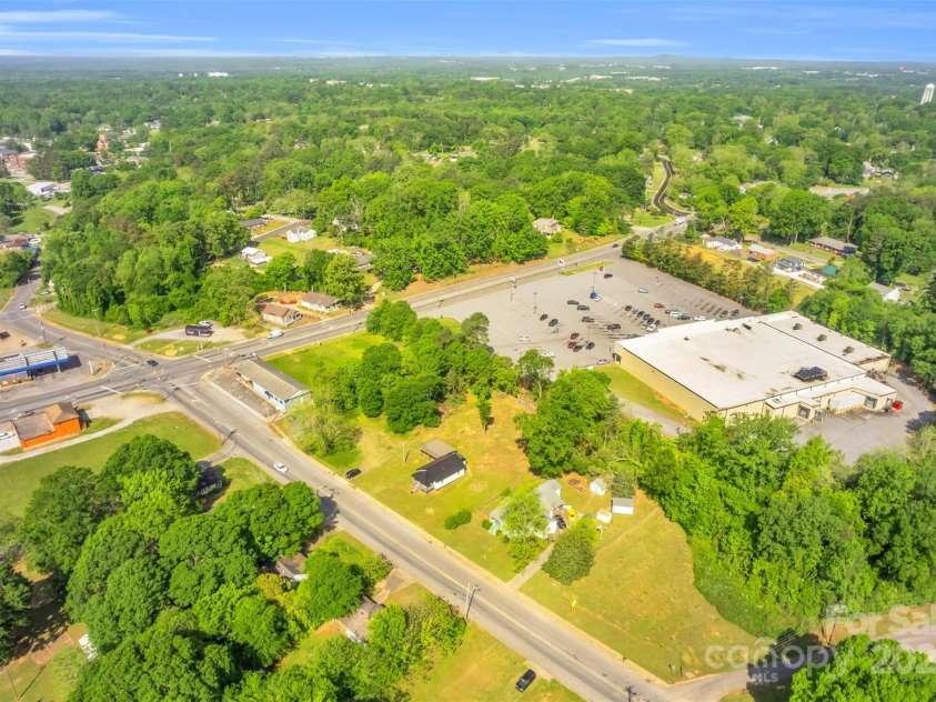 319 Hetty Hill Street, Gaffney, SC 29340.  MLS# CAR4248374, YatesRealty ID 7492. 